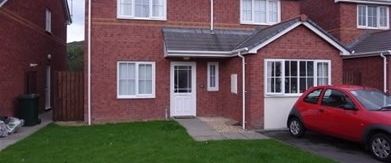 3 Bedrooms available in superb student house - Photo 1