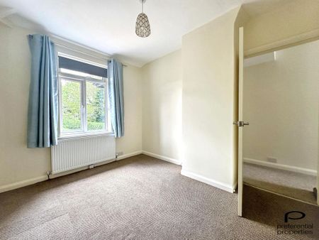 3 bedroom semi-detached house to rent - Photo 5