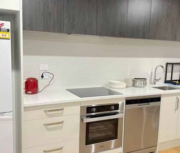 Centrally located fully furnished brand new home - Photo 2