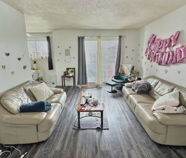 For Lease - 525 Parkside Dr Drive Unit# 10, Waterloo, Ontario - Photo 2