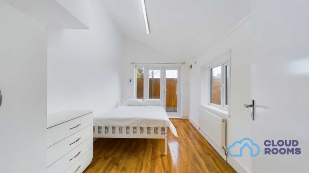 RM4 Plashet Road | Plaistow | London | E13 0PU - Photo 1