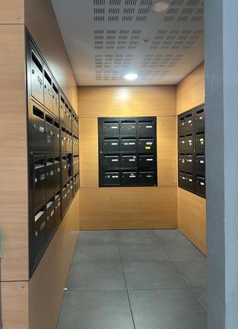 APPARTEMENT T2 - MARQUAN - GRENOBLE - Photo 3