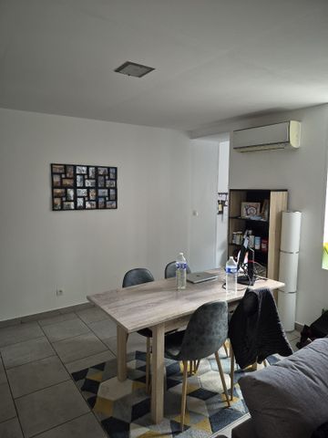 Location Maison 3 pièces 69m² SIN LE NOBLE 59450 - Photo 3