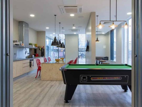 Silver Studio - Photo 1