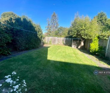 2 bedroom maisonette to rent - Photo 3