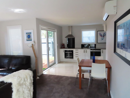 Silverstream Living - Photo 3