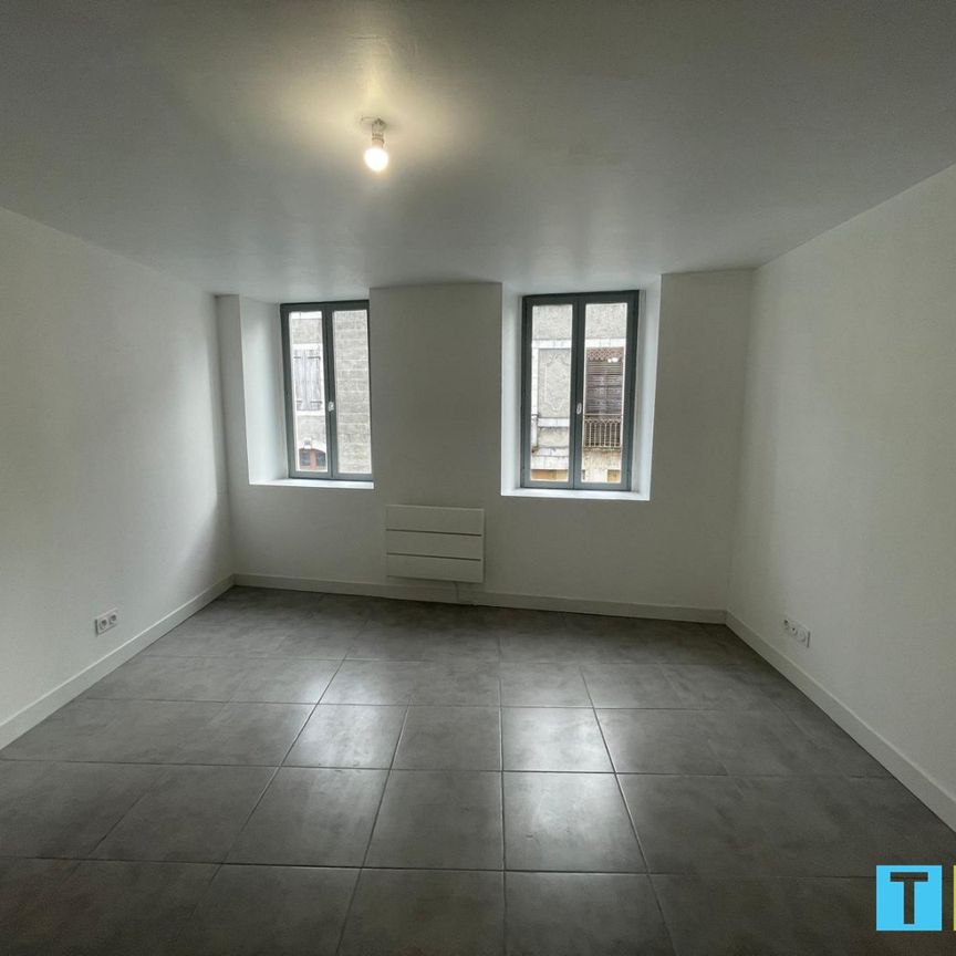Location Appartement 2 pièces 47m² MONTREJEAU 31210 - Photo 1