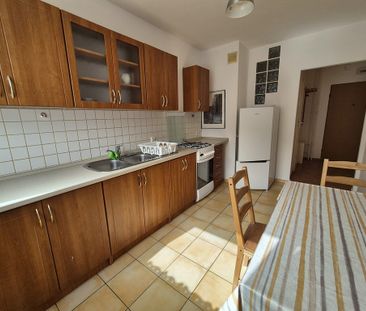 Kawalerka na Warszewie z oddzielną kuchnią - Photo 4