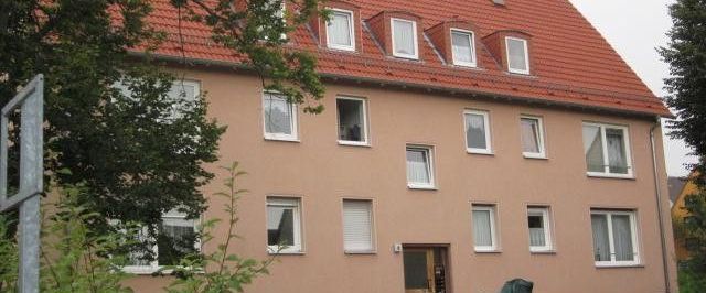 Hoch hinaus zum kleinen Preis: praktische 3,5-Zi.-Wohnung mit Ausblick - Foto 1