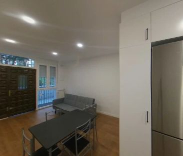 Piso de alquiler en Calle Tucurinca, Pinar del Rey - Foto 3