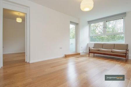 NEWLY REFURBISHED ONE BEDROOM FLAT WITH BALCONY ZONE 2 - Photo 3