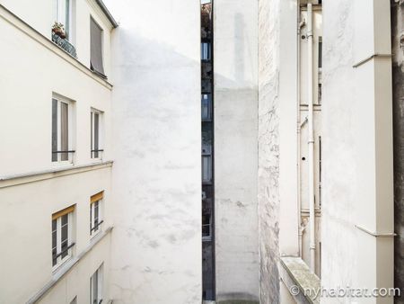 Logement à Paris, Location meublée - Photo 3