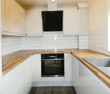 1 bedroom parking to rent - Photo 2