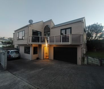 91b Moorefield Road, Johnsonville - Photo 1