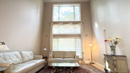 For Lease - 57 Cotswold Crescent, Toronto, Ontario - Photo 2