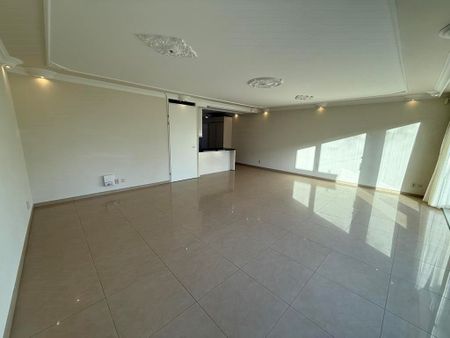 Te huur: Huis Eliza van Calcarstraat in Amsterdam - Photo 2