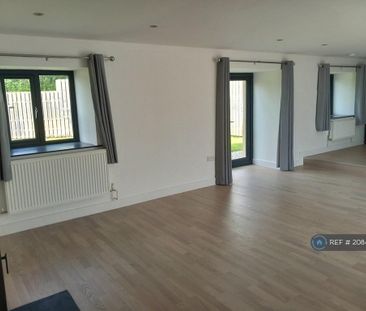 3 bedroom detached house to rent - Photo 1