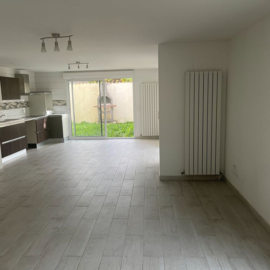 Maison 3 pièce(s) 80 m2 - Haut Cenon - Photo 1