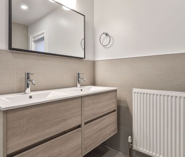 For Lease - 62 Inglewood Drive Unit# Main, Toronto, Ontario - Photo 1