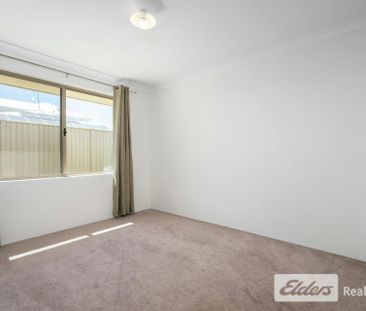 Comfortable Living in a Quiet Baldivis Location - Photo 3