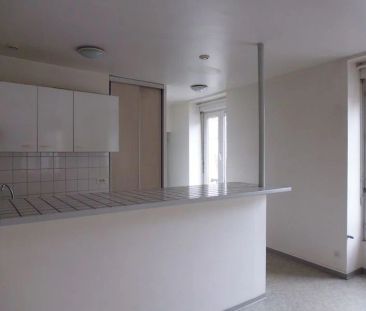 Découvrez ce charmant T1 bis situé au 1er étage d'un immeuble en ce... - Photo 1