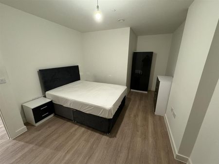 2 Bed Flat, New Kings Head Yard, M3 - Photo 3