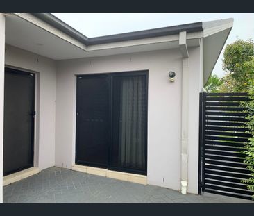 9A Paul Crescent, Canley Heights, NSW 2166 - Photo 4