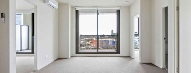 3 Bedroom Apartment - Unfurnished - Photo 1