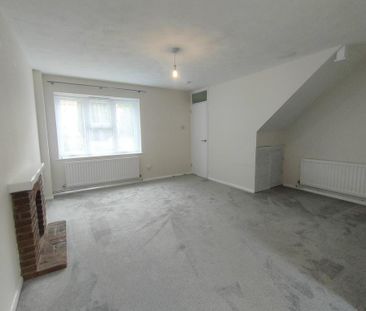2 bedroom terraced house to rent - Photo 3