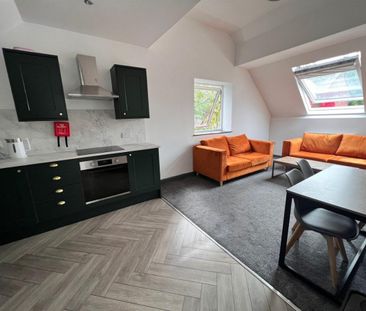 3 bedroom Student Flat to rent in Medburn House, Barker Street, Shi... - Photo 1