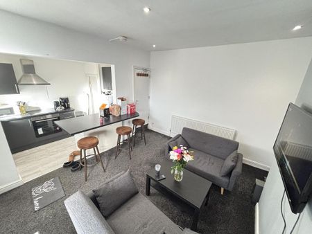 3 bedroom house to rent - Photo 3