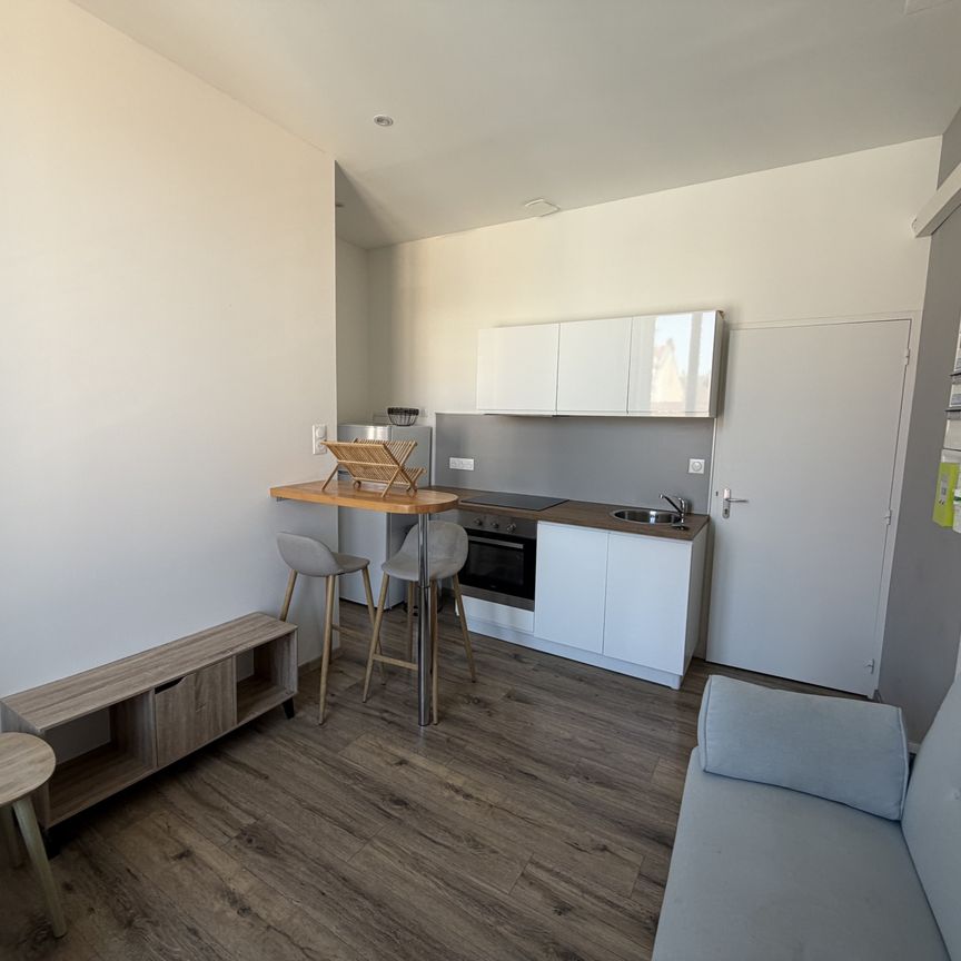 Location Appartement 2 pièces 24m² VICHY 03200 - Photo 1