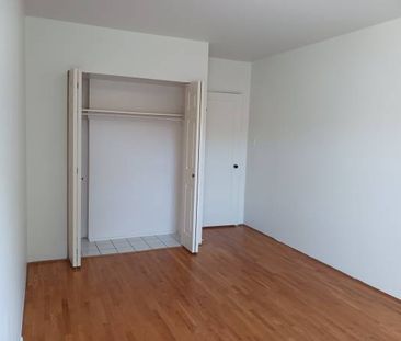 One bedroom Apartment/ Cambie Corridor - Photo 4