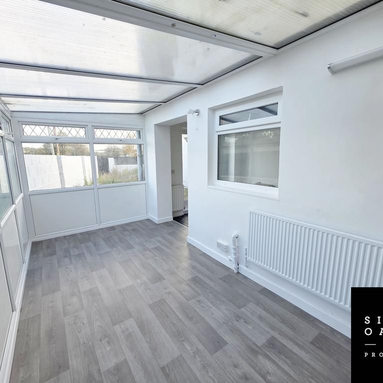 3 bedroom semi-detached house to rent - Photo 1