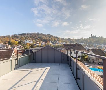 Rarität- 4,5 Zimmer Stadtwohnung mit Dachterrasse und Burgenblick - Photo 4