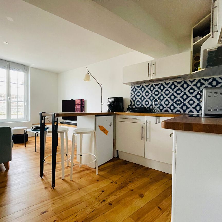 Location Appartement 2 pièces 43m² LA ROCHELLE 17000 - Photo 1