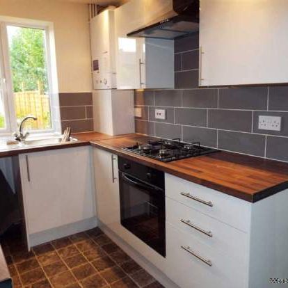 3 bedroom property to rent in Oldham - Photo 1