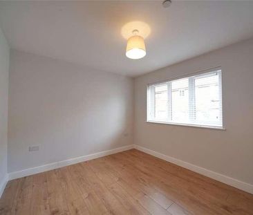 Eriswell Road, Lakenheath, Brandon, Suffolk, IP27 - Photo 4