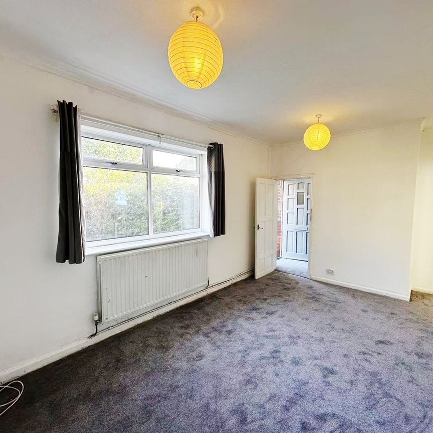3 Bed Terraced House, Langsett Avenue, M6 - Photo 1