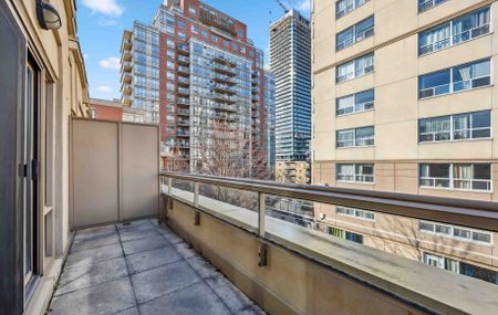 For Lease - 934 Mount Pleasant Road, Toronto, Ontario - Photo 2