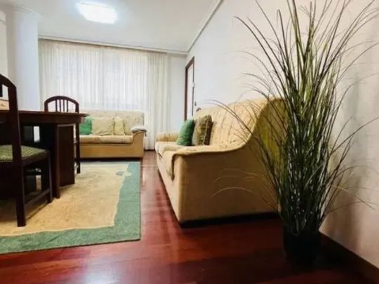 Piso en alquiler en Viveiro - Photo 1