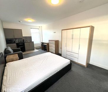 1 bedroom in a house share to rent - Photo 6