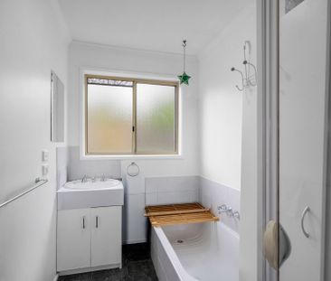 Modern Unit in a Prime Claremont Location - Photo 5