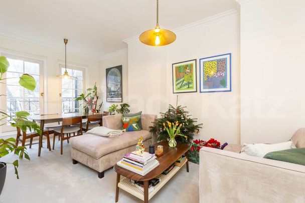 Stunning two double bedroom flat in prime location backing on to Regents Park - Photo 1
