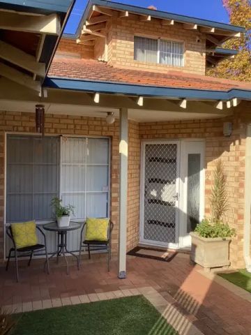 “3x2 Townhouse in Perfect Location!” - Photo 5