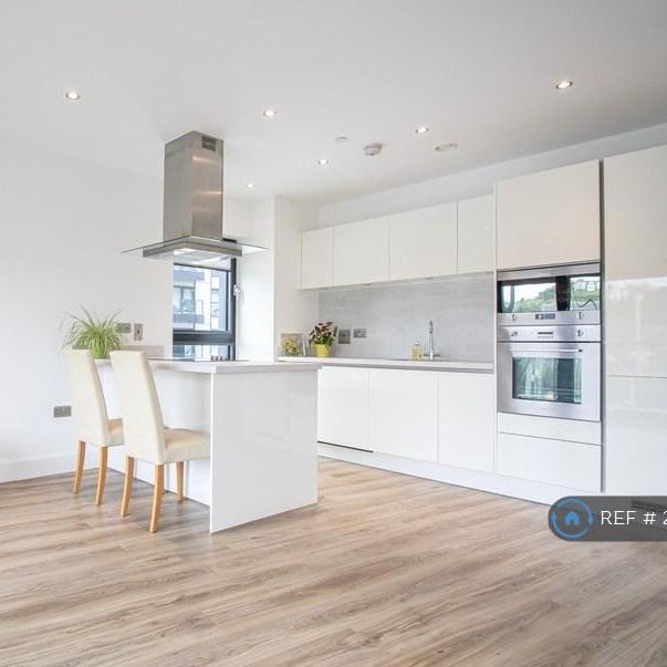 2 bedroom flat to rent - Photo 1