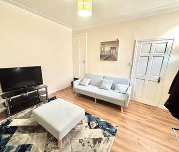 Walford Mount, Leeds - Photo 3