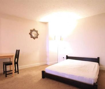 Studio Flat, Gun Place, E1W - Photo 4