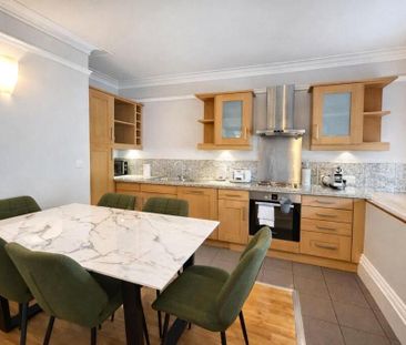 2 bedroom flat to rent - Photo 6