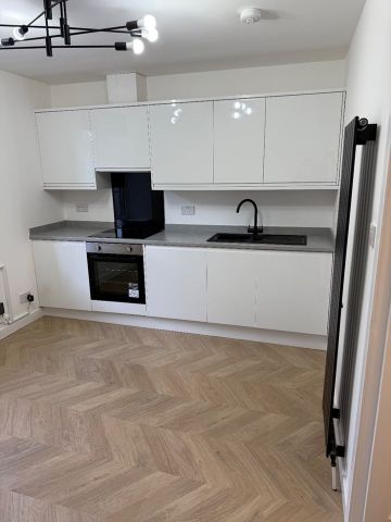 3 Bed Flat, Bank Street, AB11 - Photo 4